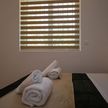 Kanari Elegant And Cozy Studios كالاماتا المظهر الخارجي الصورة