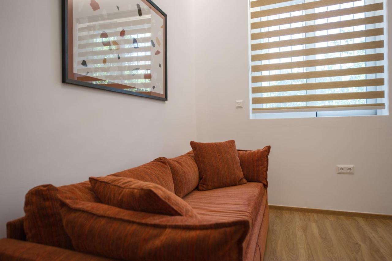 Kanari Elegant And Cozy Studios كالاماتا المظهر الخارجي الصورة